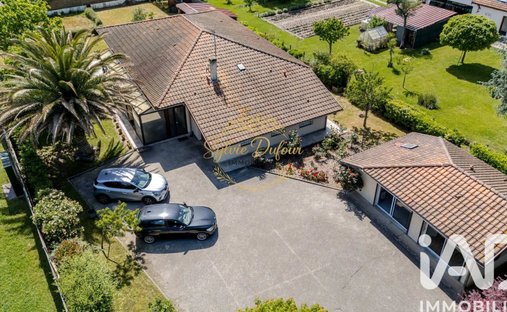House in Centre, Tarnos, France 1