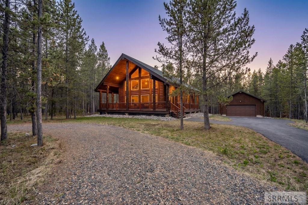 House in Island Park, Idaho, United States 2 - 17850544