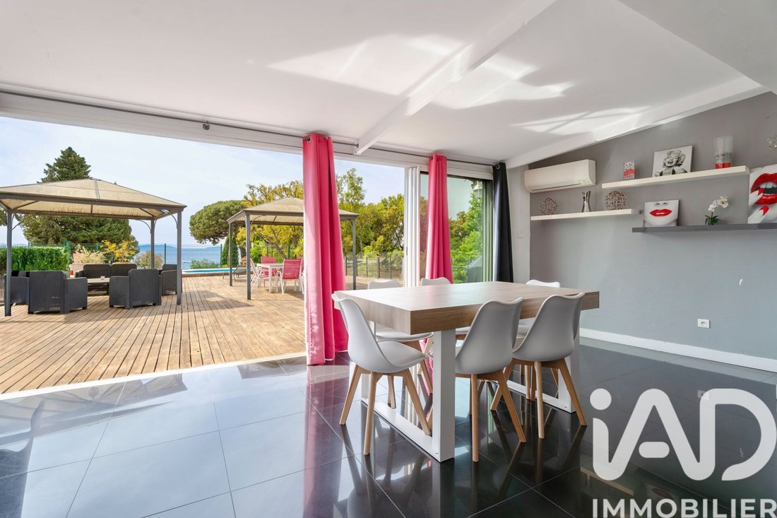Apartment in Le Lavandou, Provence-Alpes-Côte d'Azur, France 5 - 17897141