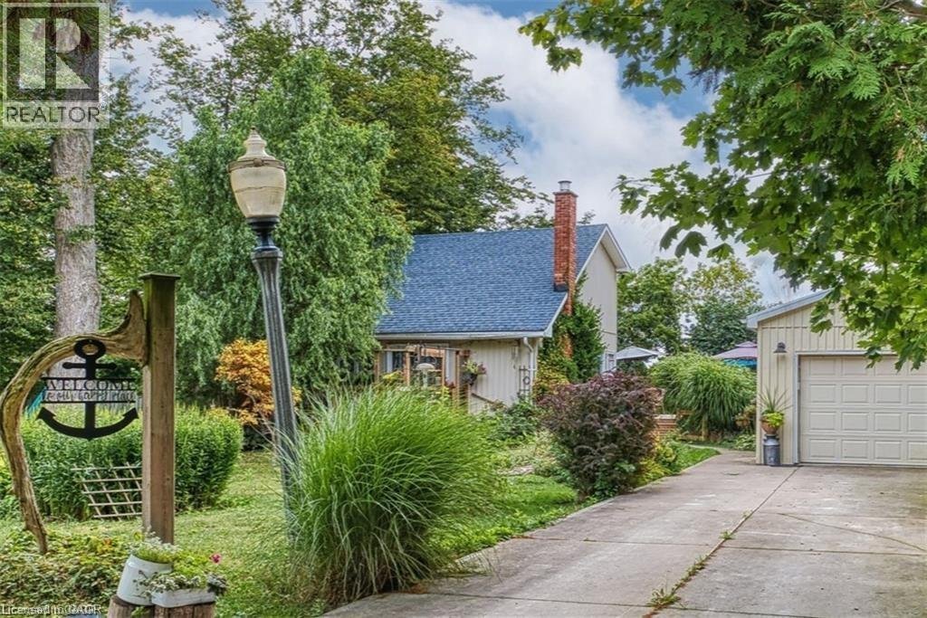 House in Bayfield, Ontario, Canada 1 - 17894817