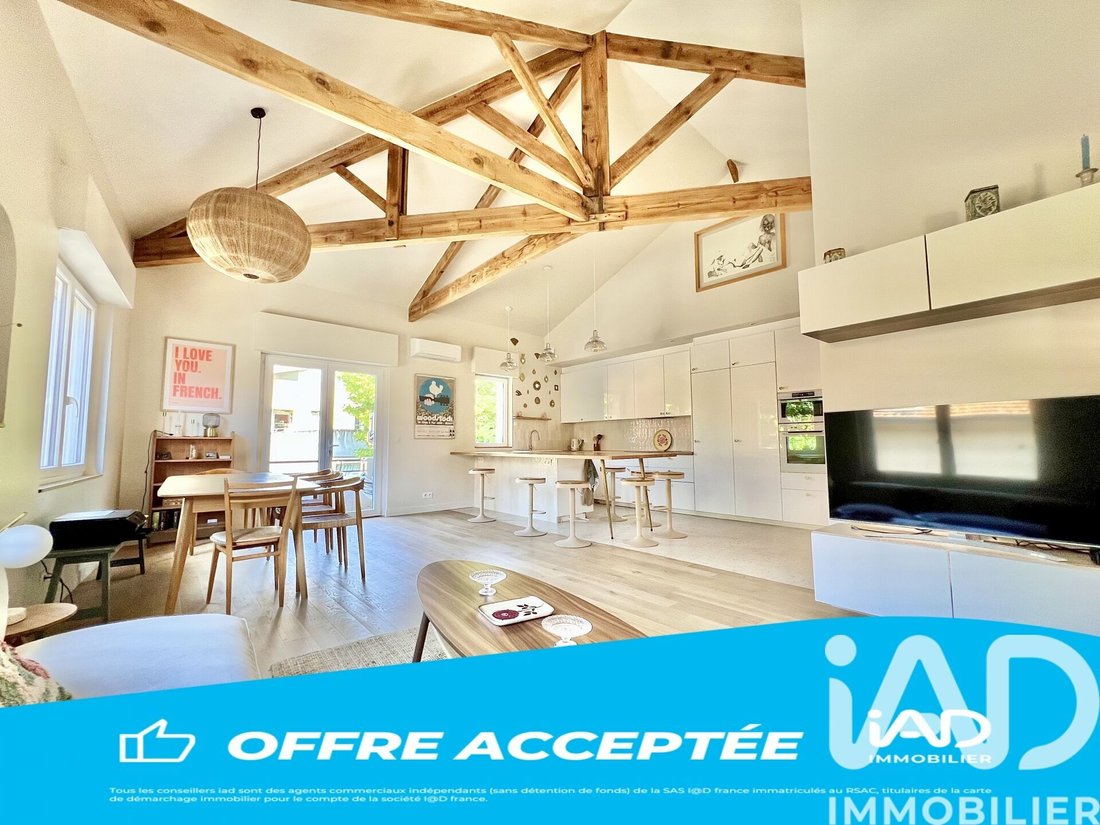 Casa en Saint-Raphaël, Provenza-Alpes-Costa Azul, Francia 1 - 16837429