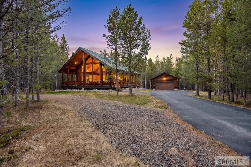 House in Island Park, Idaho, United States 1 - 17850544