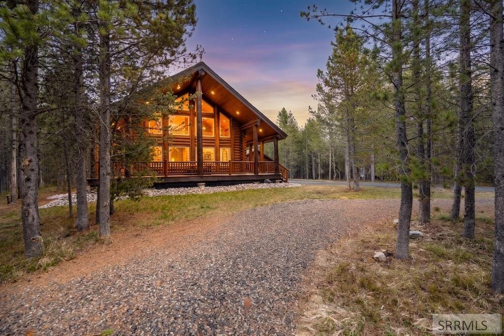 House in Island Park, Idaho, United States 3 - 17850544
