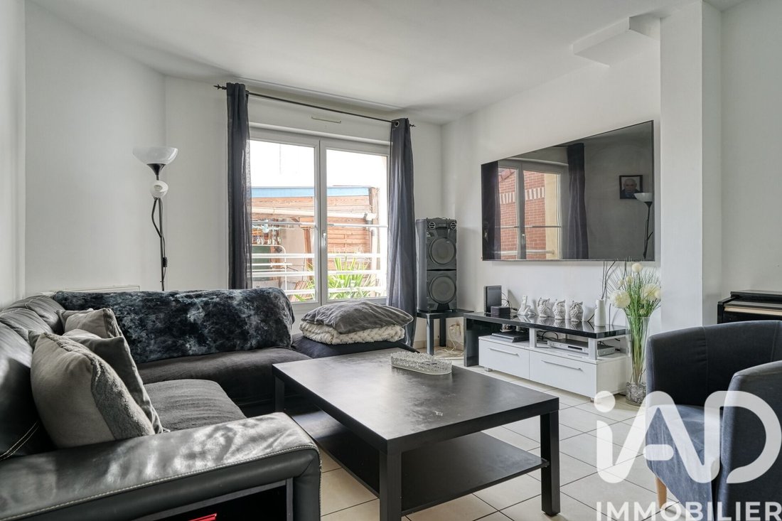 House in Gennevilliers, Ile-de-France, France 5 - 17897113