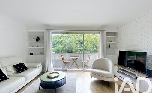 Apartment in Rive Gauche, Viroflay, France 1