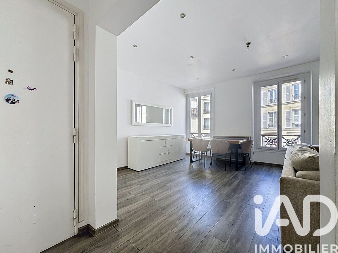 Apartment in Grandes Carrières-Clichy, Paris 18e Arrondissement, Paris 3 - 17897368