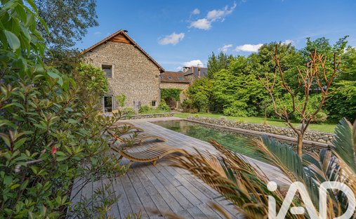 House in Montardon, Nouvelle-Aquitaine, France 1