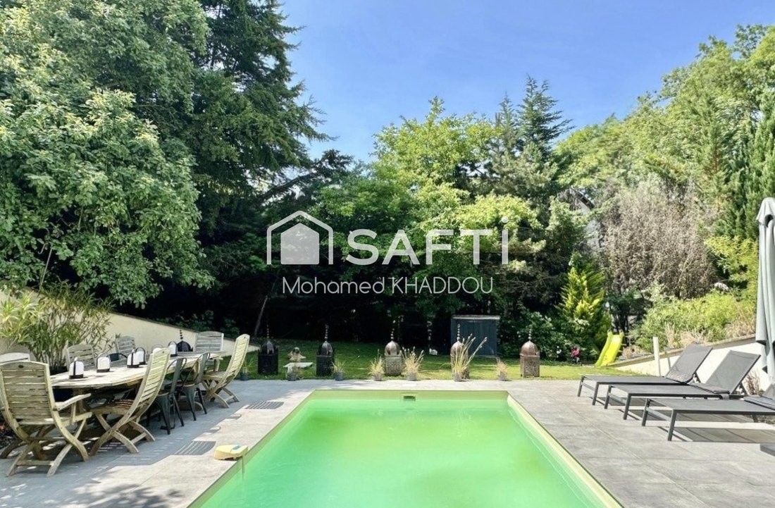 House in Orgeval, Ile-de-France, France 2 - 17895140
