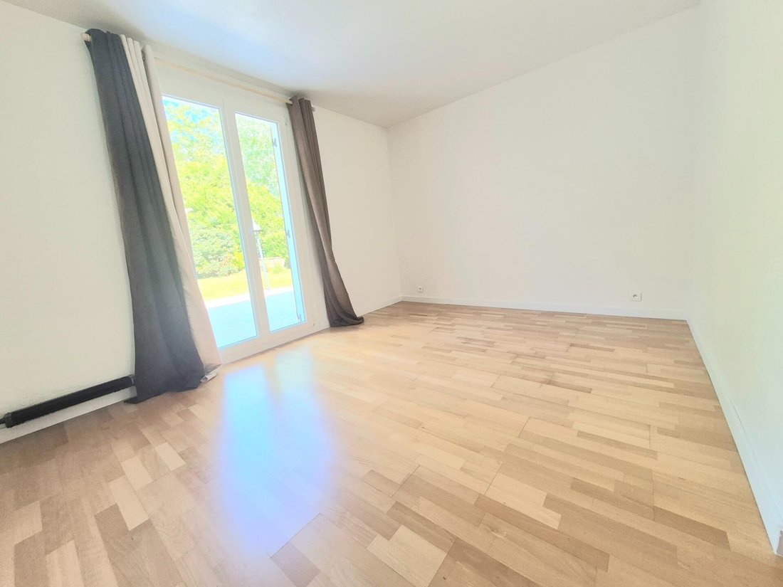 House in Bercheres Nord, Pontault-Combault, France 4 - 17349395
