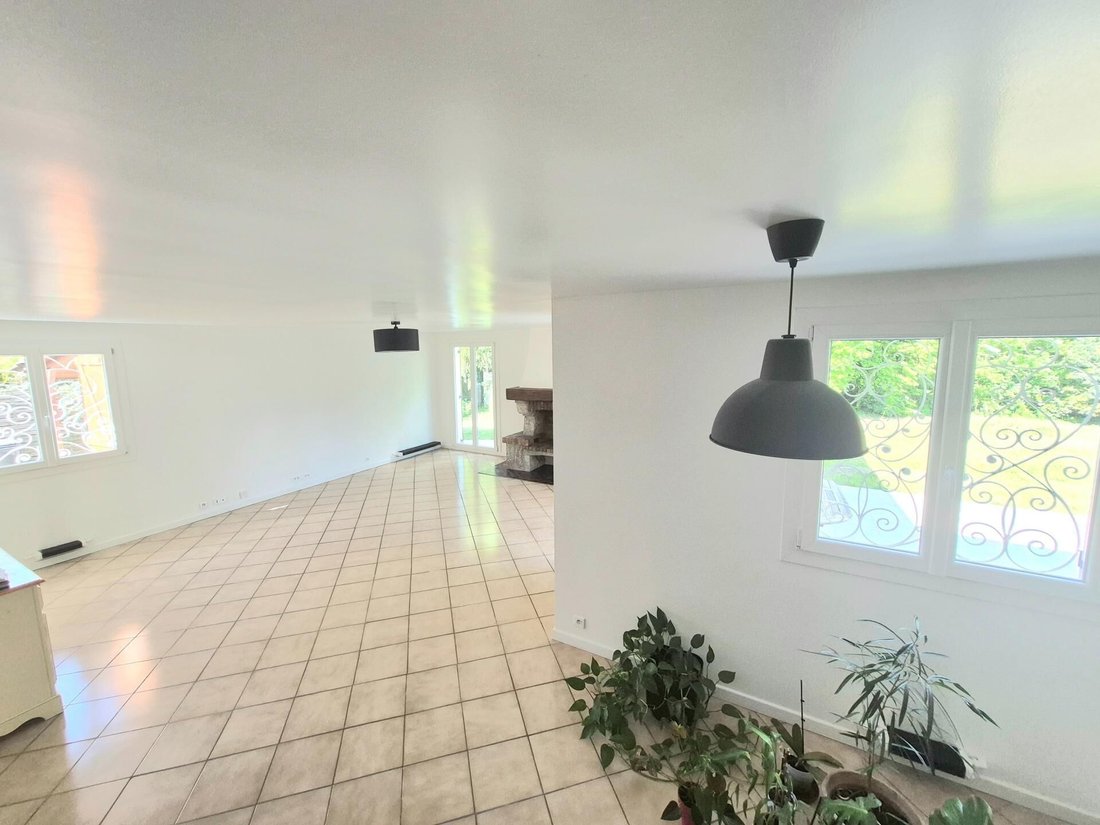 House in Bercheres Nord, Pontault-Combault, France 2 - 17349395