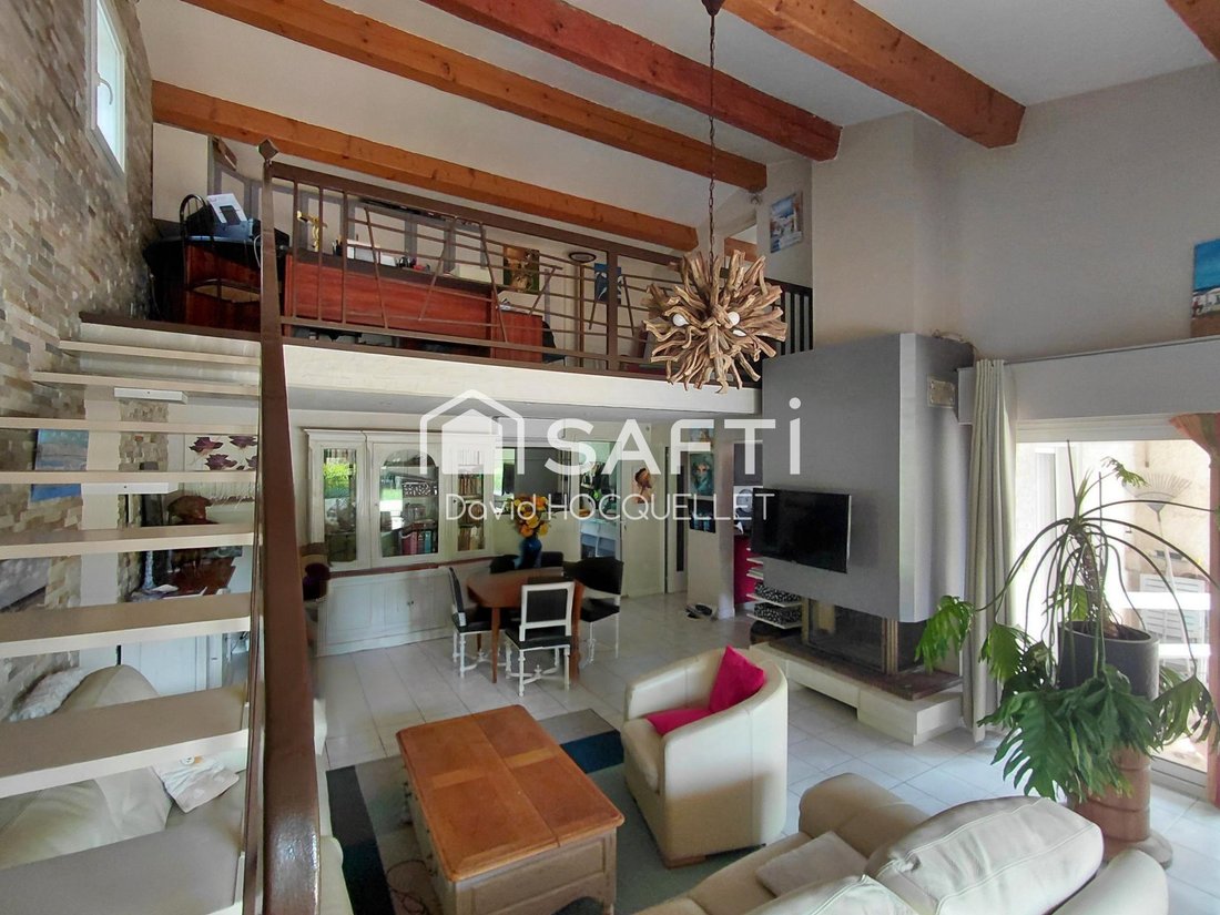 House in Nans-les-Pins, Provence-Alpes-Côte d'Azur, France 3 - 17895143