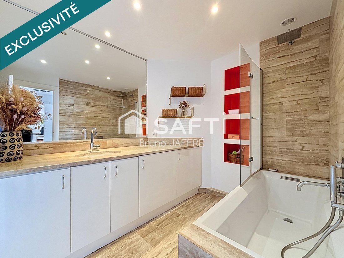 Apartment in Pereire-Malesherbes, Paris 17e Arrondissement, Paris 5 - 17895162