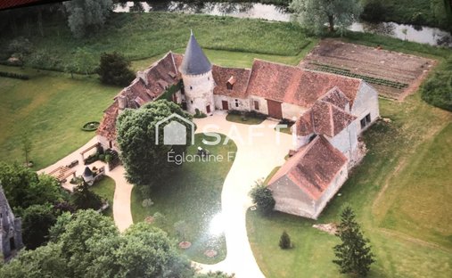 House in Les Grands Champs-Les Chevaliers, Châteauroux, France 1