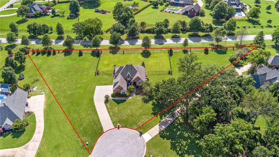 House in Cave Springs, Arkansas, United States 3 - 17895203