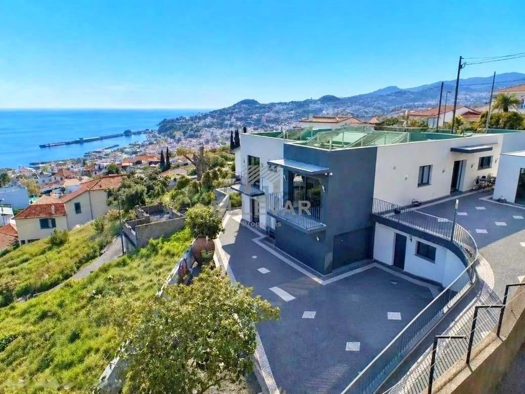 Villa in Santa Maria Maior, Madeira, Portugal 2 - 17895013
