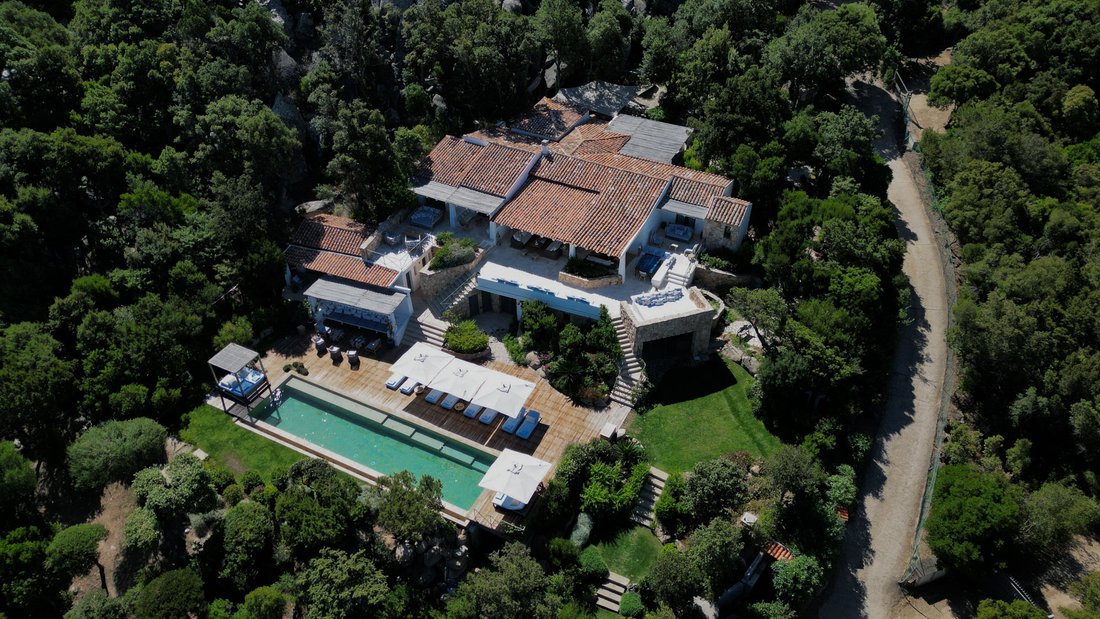 Villa in Porto Rotondo, Olbia, Sardinia 1 - 16123558