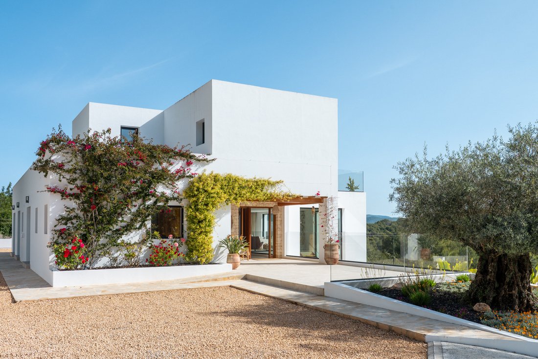 Villa in Santa Eularia des Riu, Balearic Islands, Spain 4 - 17734041