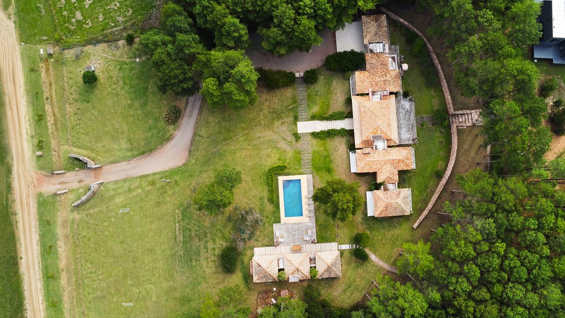 Chalet in Punta Ballena, Maldonado Department, Uruguay 2 - 17895273