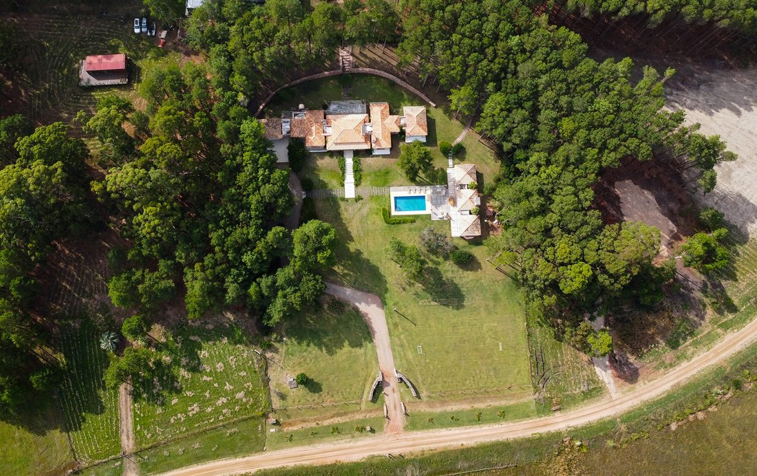 Chalet in Punta Ballena, Maldonado Department, Uruguay 1 - 17895273