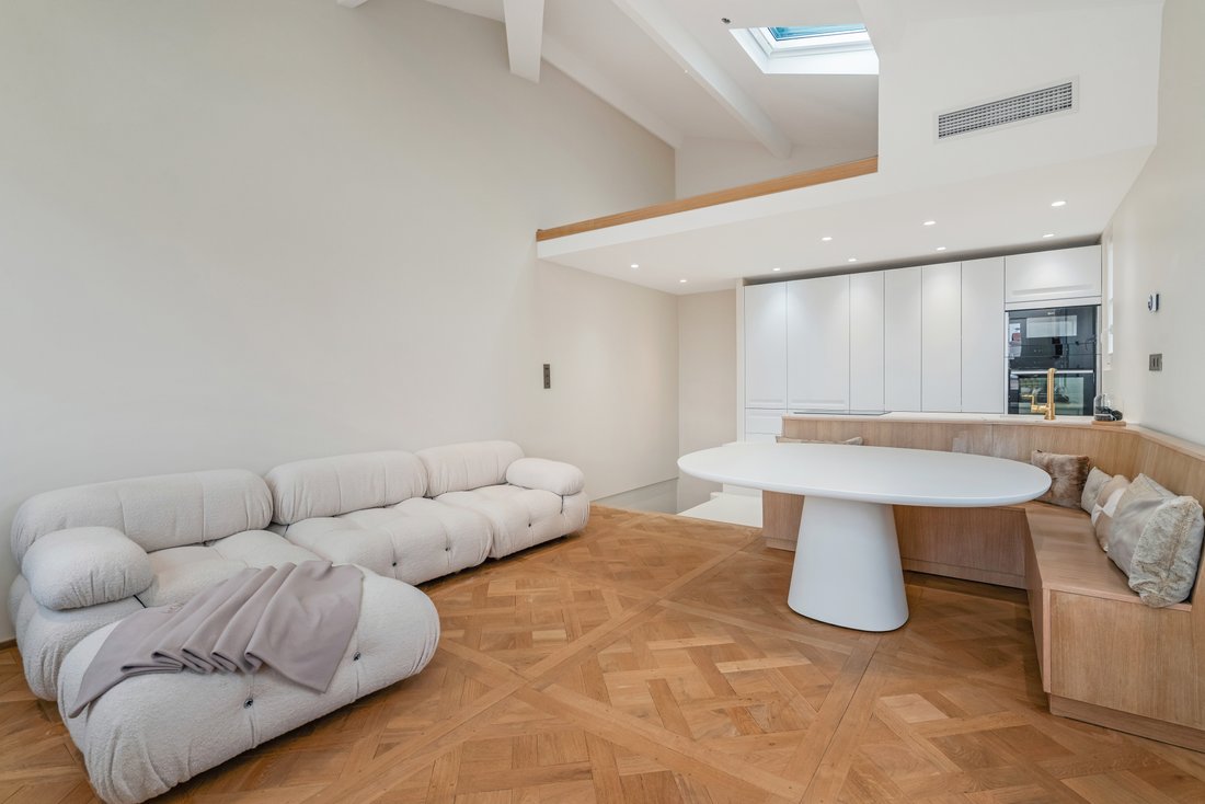 House in Zone Ouest Urbaine, Saint-Tropez, France 5 - 17568770