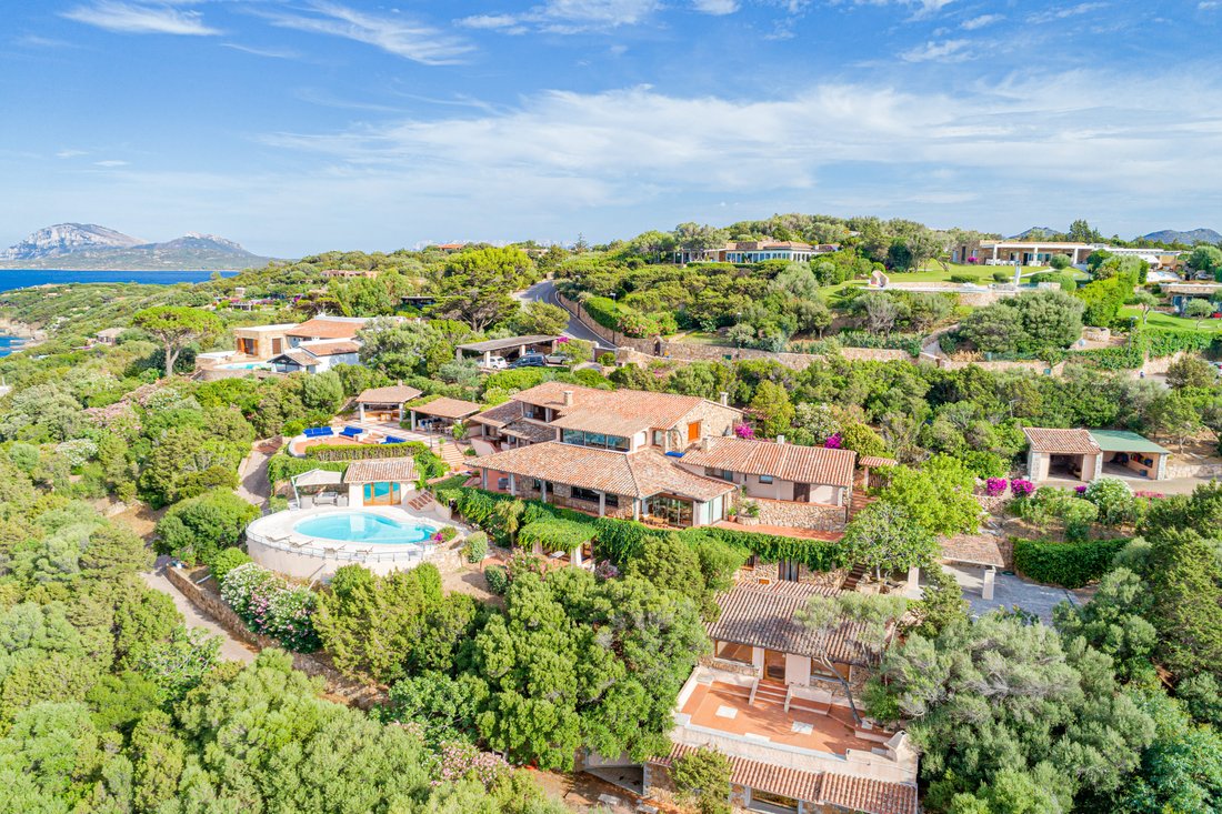 Villa in Porto Rotondo, Olbia, Sardinia 5 - 15027990