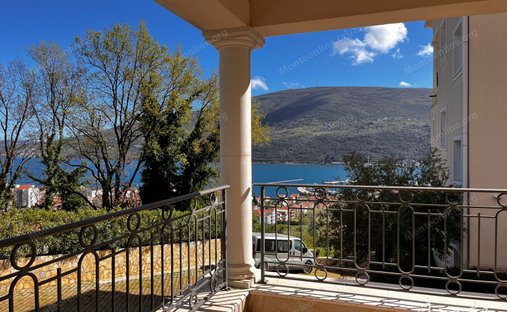 Apartment in Đenovići, Herceg Novi Municipality, Montenegro 1