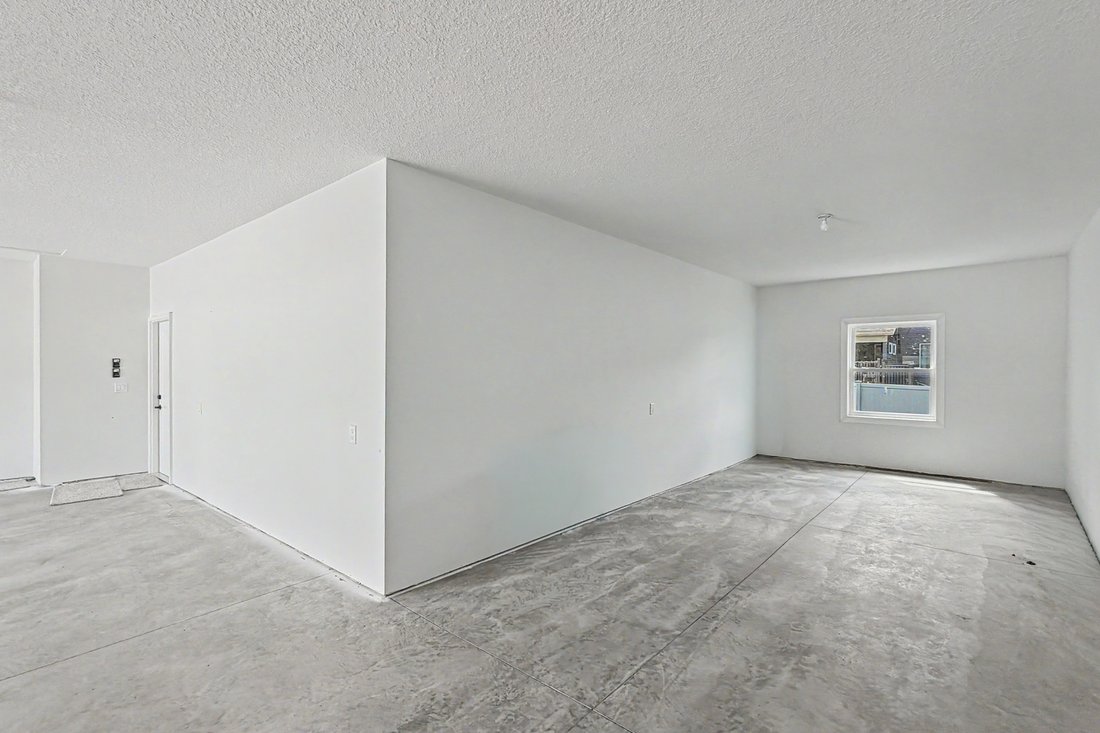 House in Blue Grass, Iowa, United States 4 - 17203808