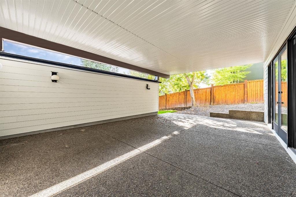 House in Calgary, Alberta, Canada 4 - 17900854