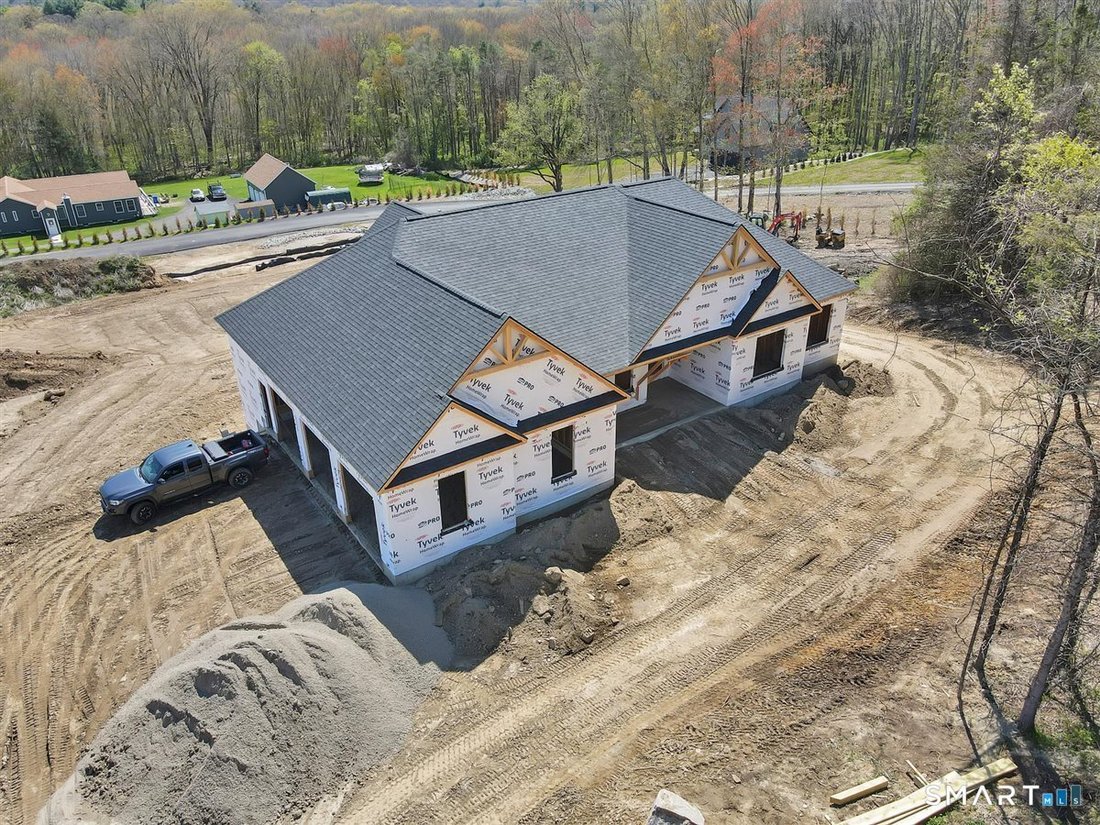 House in Coventry, Connecticut, United States 2 - 17898808