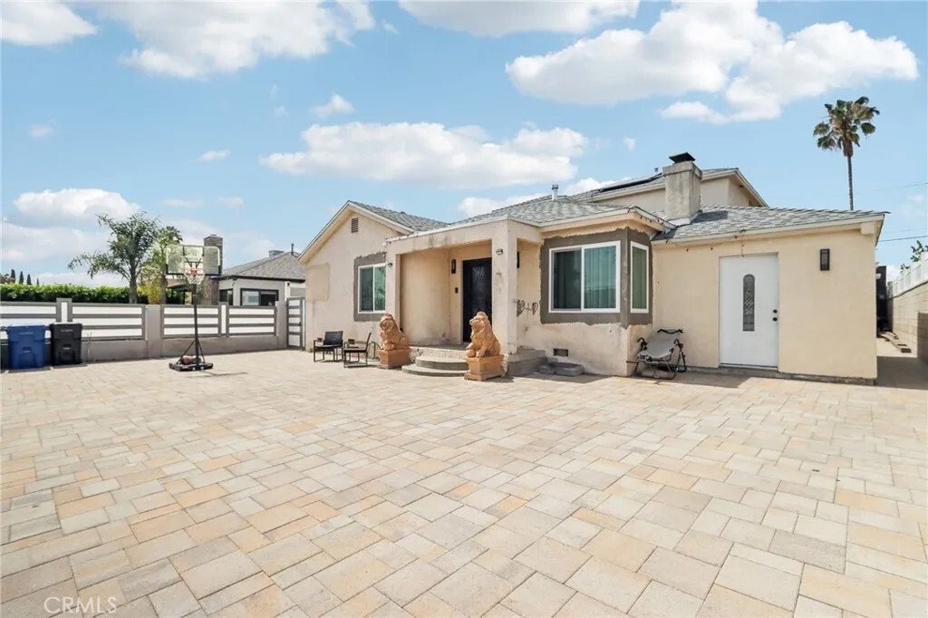 Condo in Los Angeles, California, United States 3 - 17901570