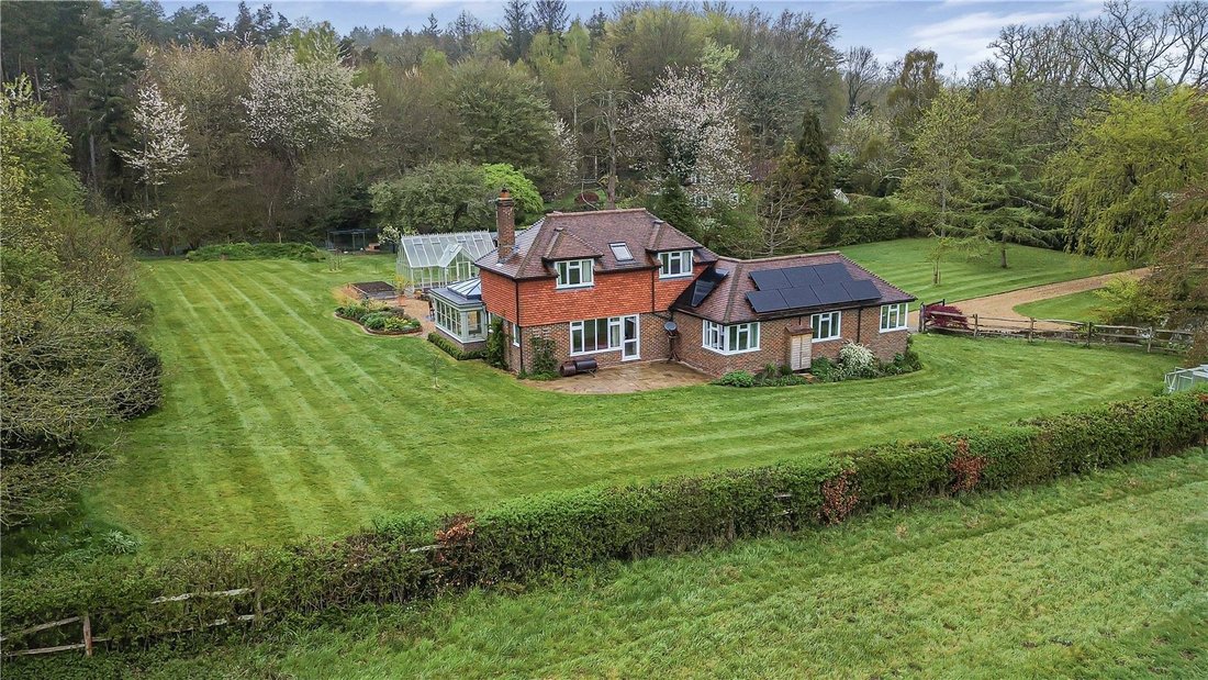 House in Ashurstwood, England 5 - 17897551