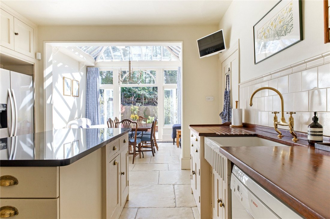 House in Bourne End, England 5 - 17897714