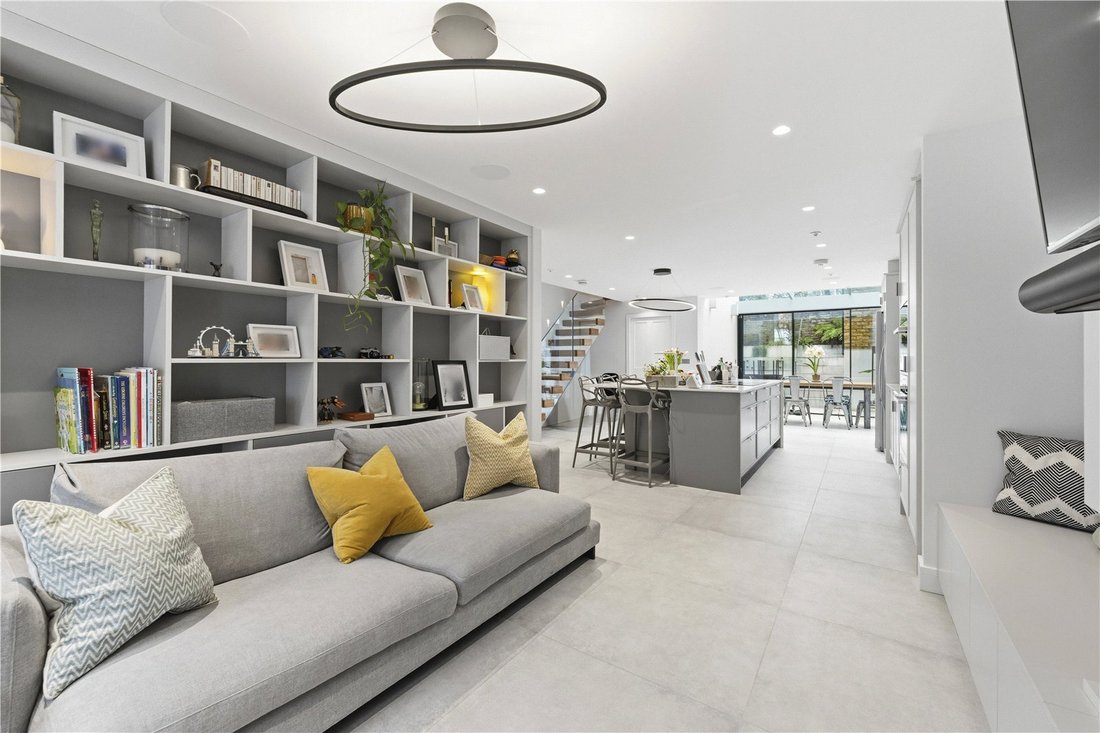 House in Richmond Upon Thames, England 3 - 17897465