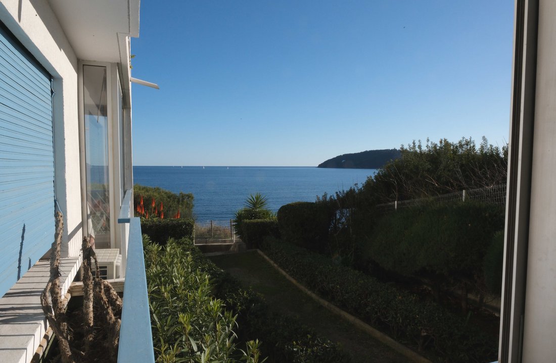 Apartment in Aguillon, Toulon, France 2 - 17899521
