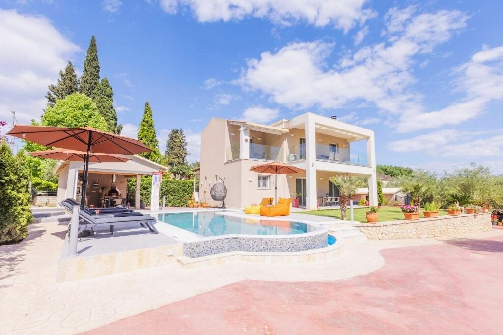Villa in Corfu, Peloponnese, Western Greece and the Ionian, Greece 1 - 17896376