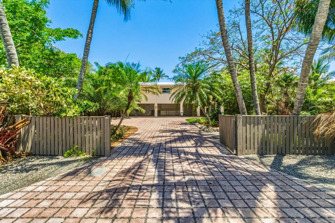 House in Summerland Key, Florida, United States 2 - 17898238