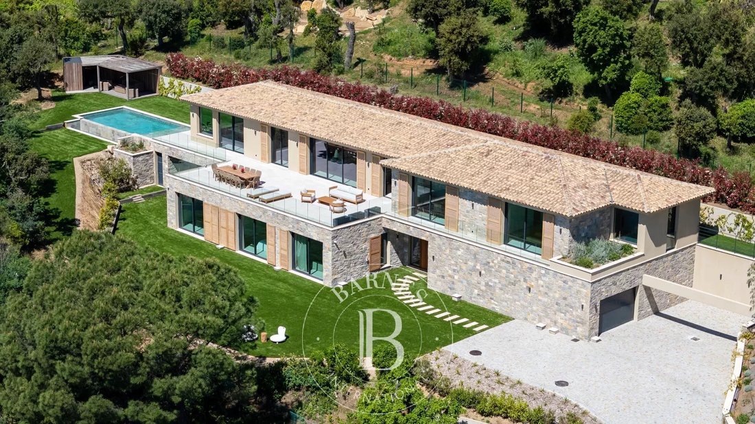 Villa in Basse Suane-Les Virgiles, Sainte-Maxime, France 4 - 15967152