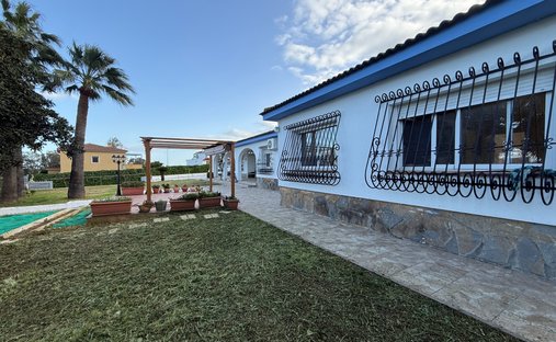 Villa in Churriana, Malaga, Spain 1