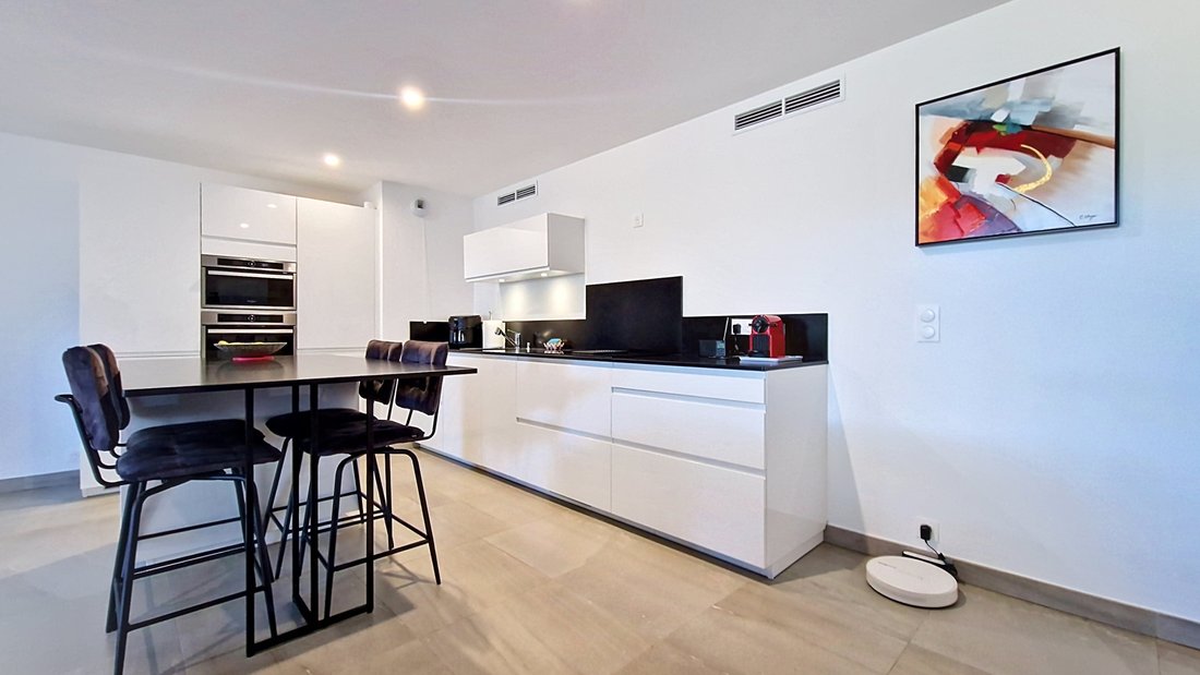Apartment in Le Dramont-Agay-Anthéor-Le Trayas, Saint-Raphaël, France 4 - 17901848