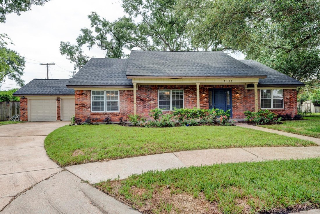 House in Houston, Texas, United States 3 - 17896132