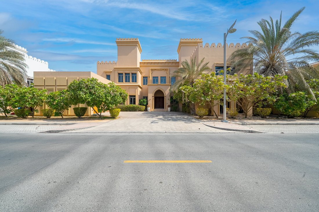 Villa in Palm Jumeirah, Dubai, United Arab Emirates 1 - 17901391