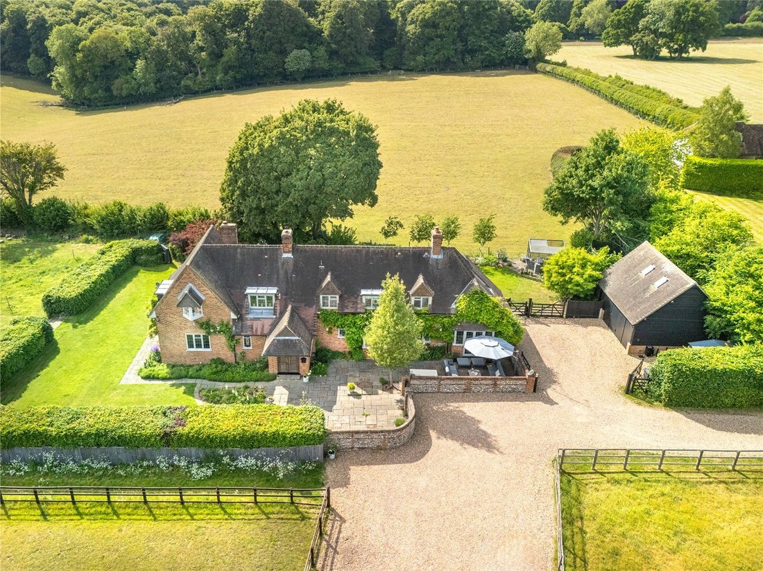 House in Rotherfield Greys, England 1 - 17897613