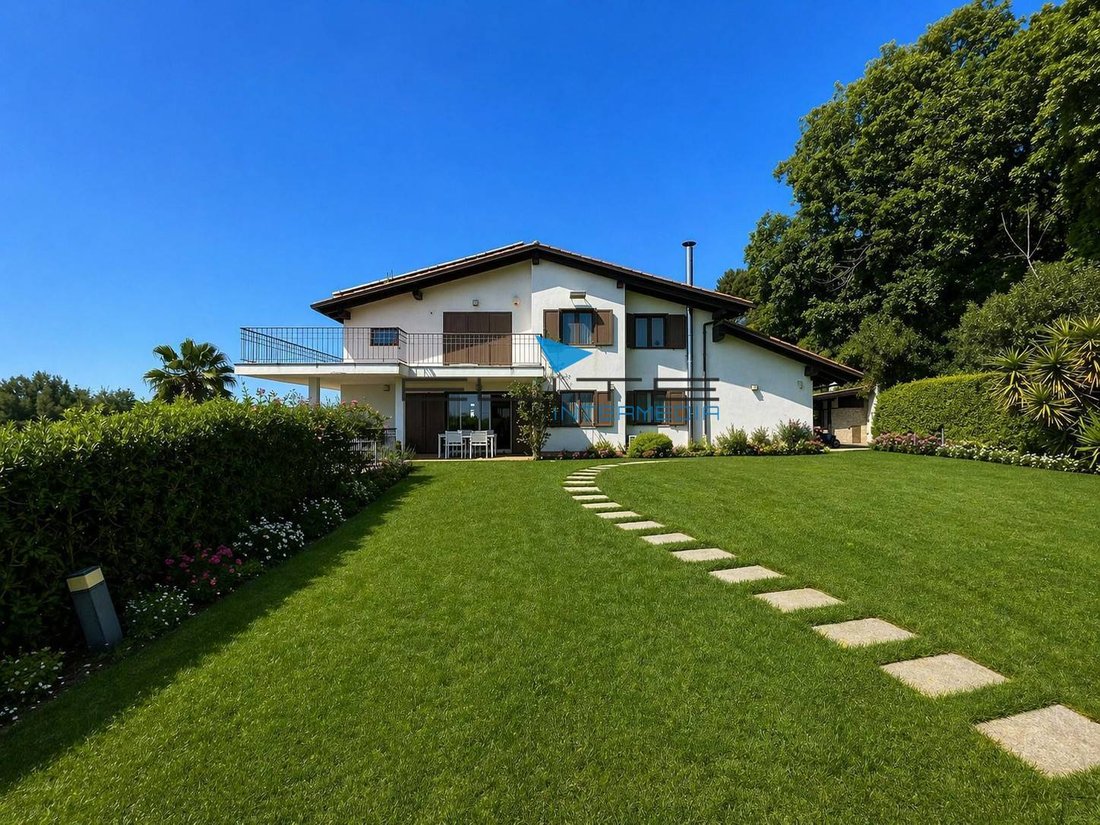 Villa in Montesilvano Colle-Via Alcide de Gasperi, Montesilvano, Abruzzo 1 - 17900833