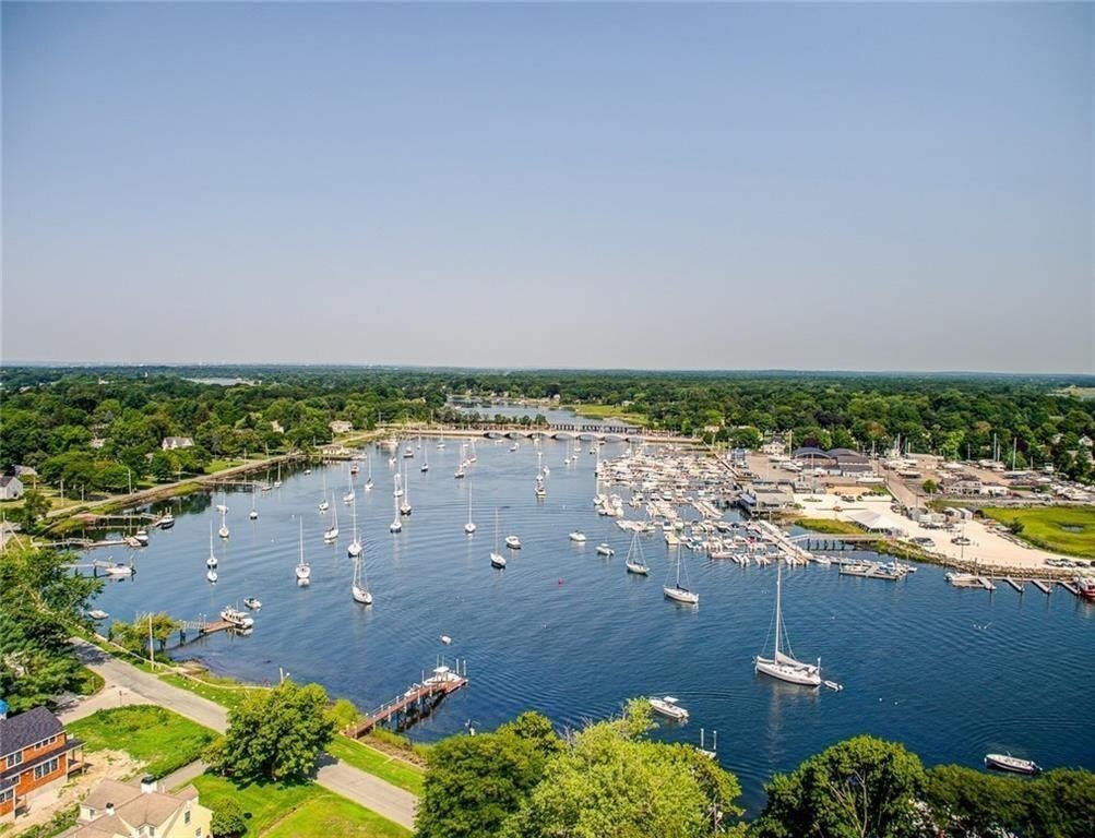 House in Barrington, Rhode Island, United States 3 - 17900897