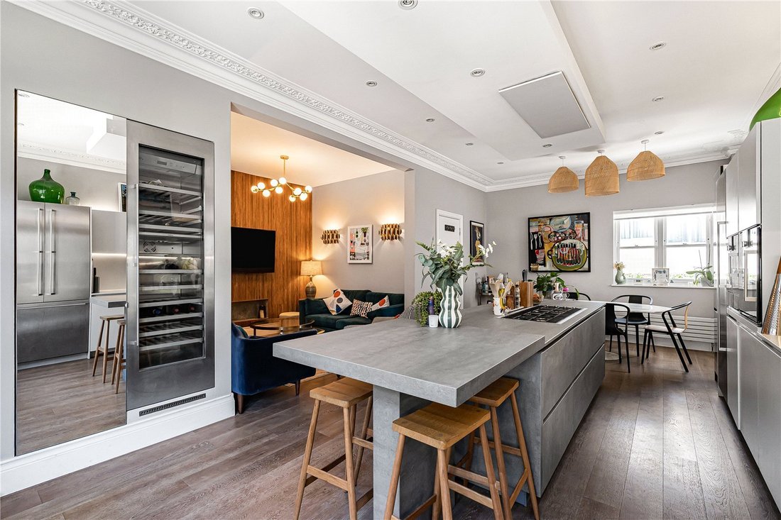 House in Hyde Park, Westminster, England 5 - 17897452