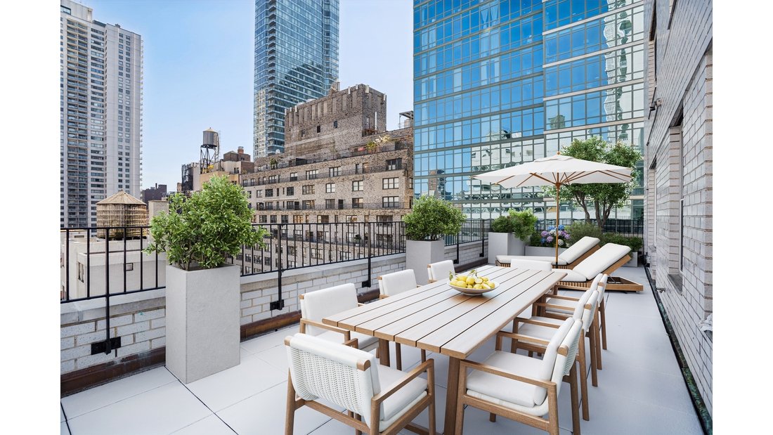 Condo in New York, New York, United States 3 - 17896725