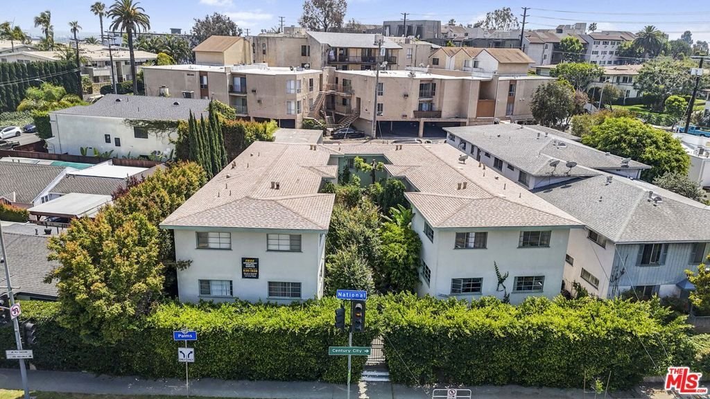 Los Angeles, California, United States 2 - 17899067