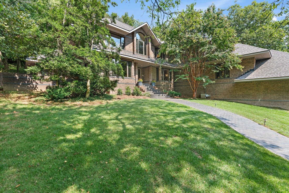 House in Forest Hills, Tennessee, United States 2 - 17895982