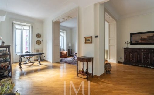 Apartamento en Independencia - Reina Giovanna, Milán, Italia 1