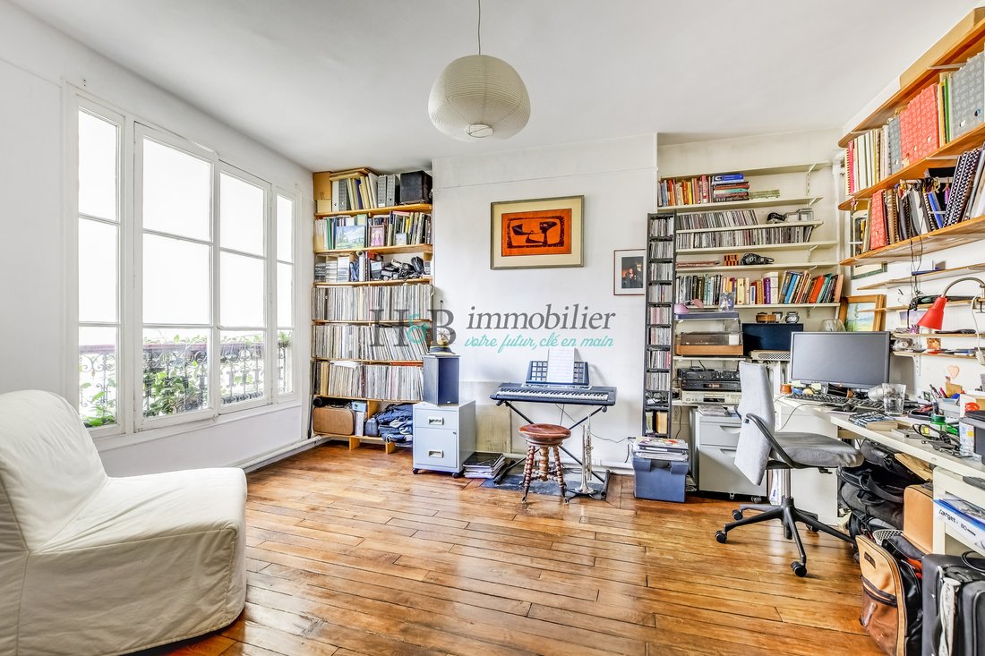 Apartment in Grange Aux Belles-Terrage, Paris 10e Arrondissement, Paris 3 - 17899164